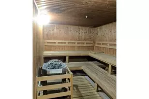 410 Atkinson Dr, Honolulu, HI 96814 - Photo 15