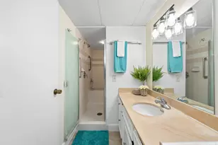 2440 Kuhio Ave, Honolulu, HI 96815 - Photo 19