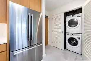 1388 Kapiolani Blvd, Honolulu, HI 96814 - Photo 7