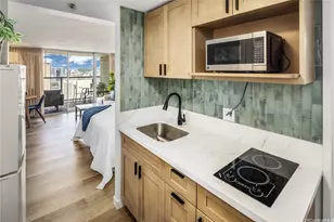 445 Seaside Ave, Honolulu, HI 96815 - Photo 3