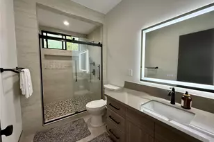 2184 Makanani Dr, Honolulu, HI 96817 - Photo 15
