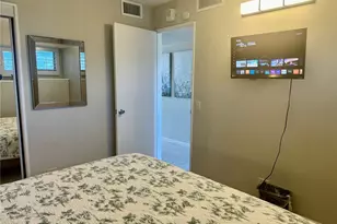 2440 Kuhio Ave, Honolulu, HI 96815 - Photo 3