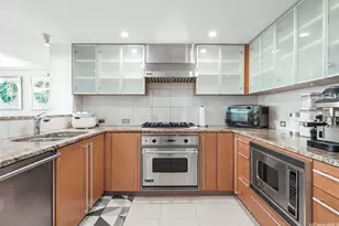 1177 Queen St, Honolulu, HI 96814 - Photo 13