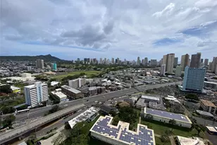 2825 S King St, Honolulu, HI 96826 - Photo 1