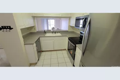 3075 Ala Poha Place #1011, Honolulu, HI 96818 - Photo 1