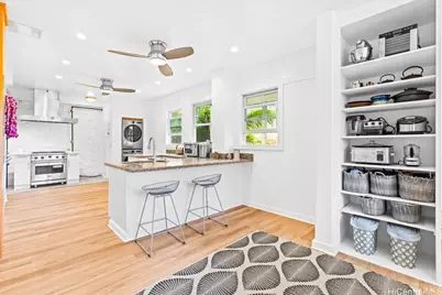 2021 Mott Smith Drive, Honolulu, HI 96822 - Photo 7