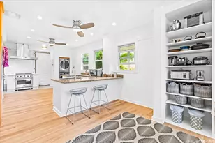 2021 Mott Smith Dr, Honolulu, HI 96822 - Photo 7