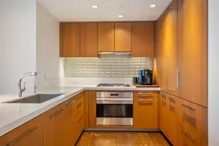 1555 Kapiolani Blvd, Honolulu, HI 96814 - Photo 5