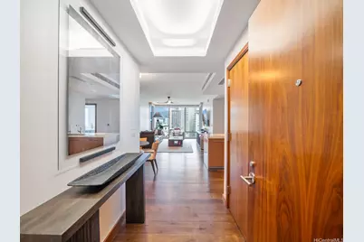 1555 Kapiolani Boulevard #914, Honolulu, HI 96814 - Photo 3