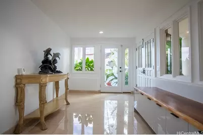 869 Ikena Circle, Honolulu, HI 96821 - Photo 3