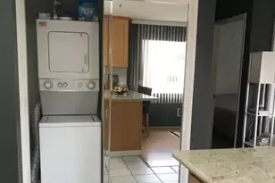 2140 Kuhio Ave, Honolulu, HI 96815 - Photo 3