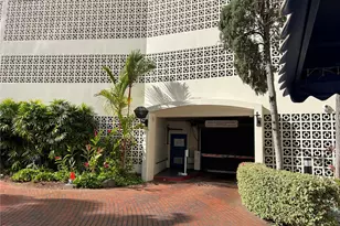 400 Hobron Ln, Honolulu, HI 96815 - Photo 11
