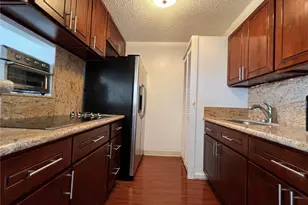 400 Hobron Ln, Honolulu, HI 96815 - Photo 7