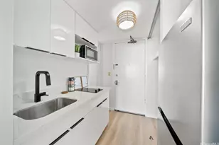 445 Seaside Ave, Honolulu, HI 96815 - Photo 13
