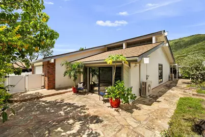 1360 Kaeleku Street, Honolulu, HI 96825 - Photo 17