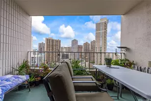 1848 Kahakai Dr, Honolulu, HI 96814 - Photo 11