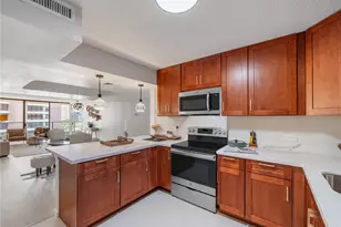 1860 Ala Moana Blvd, Honolulu, HI 96815 - Photo 3