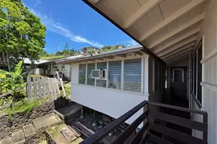 1356 Mamalu St, Honolulu, HI 96817 - Photo 11