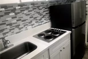 1750 Kalakaua Ave, Honolulu, HI 96826 - Photo 1