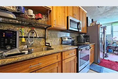 1550 Rycroft Street #323, Honolulu, HI 96814 - Photo 11