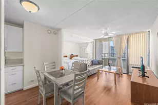 2240 Kuhio Ave, Honolulu, HI 96815 - Photo 1