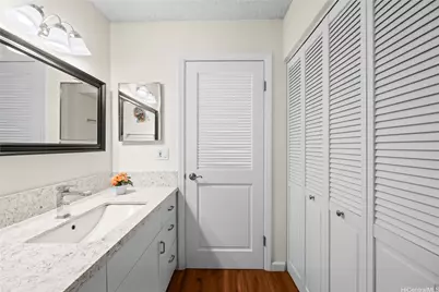 2240 Kuhio Avenue #1802, Honolulu, HI 96815 - Photo 11