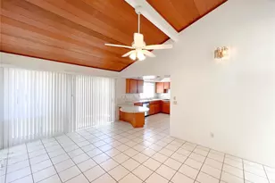 98-726 Keikialii St, Aiea, HI 96701 - Photo 3