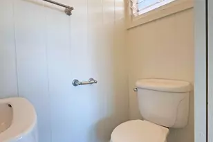 1220 Center St, Honolulu, HI 96816 - Photo 7
