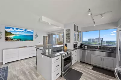 419 Keoniana Street #1105, Honolulu, HI 96815 - Photo 3