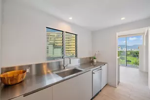 2969 Kalakaua Ave, Honolulu, HI 96815 - Photo 17
