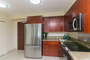 909 Kapiolani Blvd, Honolulu, HI 96814 - Photo 3
