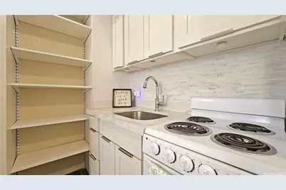 445 Kaiolu Street #104, Honolulu, HI 96815 - Photo 3