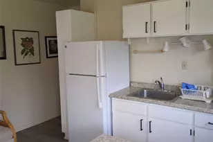 1042 17th Ave, Honolulu, HI 96816 - Photo 5