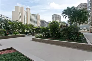 411 Hobron Ln, Honolulu, HI 96815 - Photo 17