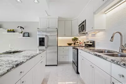 1511 Nuuanu Avenue #1223, Honolulu, HI 96817 - Photo 1