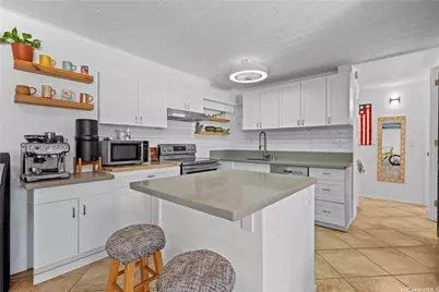 225 Kaiulani Avenue #804, Honolulu, HI 96815 - Photo 1