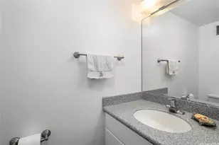 500 University Ave, Honolulu, HI 96826 - Photo 9
