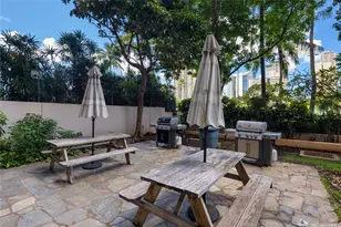 500 University Ave, Honolulu, HI 96826 - Photo 11