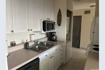 2415 Ala Wai Boulevard #1205, Honolulu, HI 96815 - Photo 11