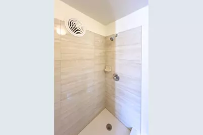 5085 Likini Street #B309, Honolulu, HI 96818 - Photo 7