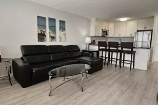 411 Hobron Ln, Honolulu, HI 96815 - Photo 3