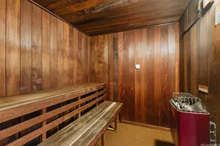 555 Hahaione St, Honolulu, HI 96825 - Photo 17