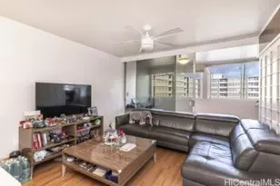 1423 Emerson St, Honolulu, HI 96813 - Photo 1