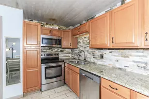 2240 Kuhio Ave, Honolulu, HI 96815 - Photo 9
