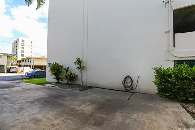 2916 Date Street #18D, Honolulu, HI 96816 - Photo 21