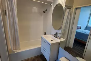 2500 Kalakaua Ave, Honolulu, HI 96815 - Photo 7