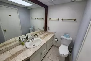 2500 Kalakaua Ave, Honolulu, HI 96815 - Photo 5
