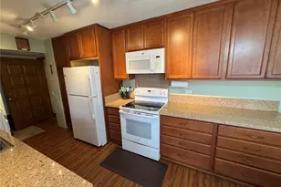 2825 S King St, Honolulu, HI 96826 - Photo 1