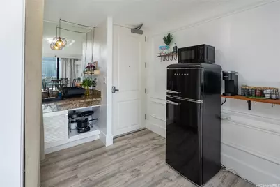 440 Olohana Street #1703, Honolulu, HI 96815 - Photo 7