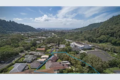 14 Hakumele Place, Honolulu, HI 96817 - Photo 1